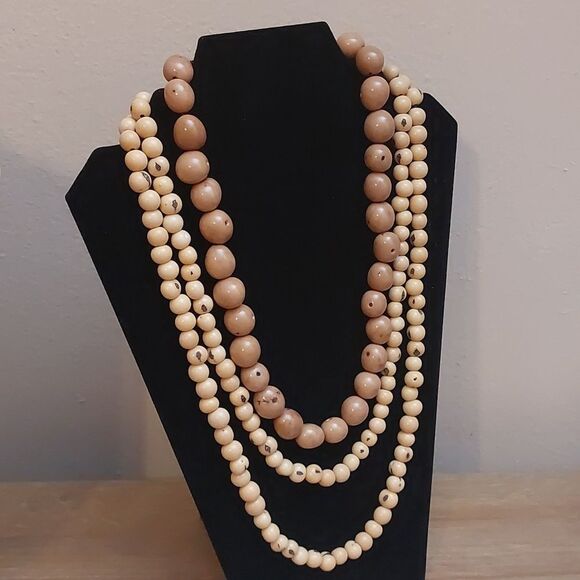 Elegant Multi-Strand Wooden Bead Necklace - Picture 3 of 5